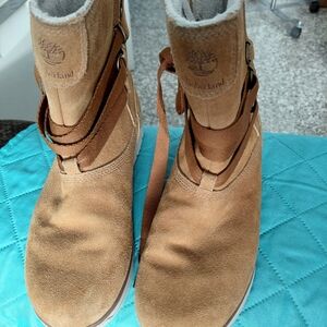 Timberland Women's Tan Suede Boots